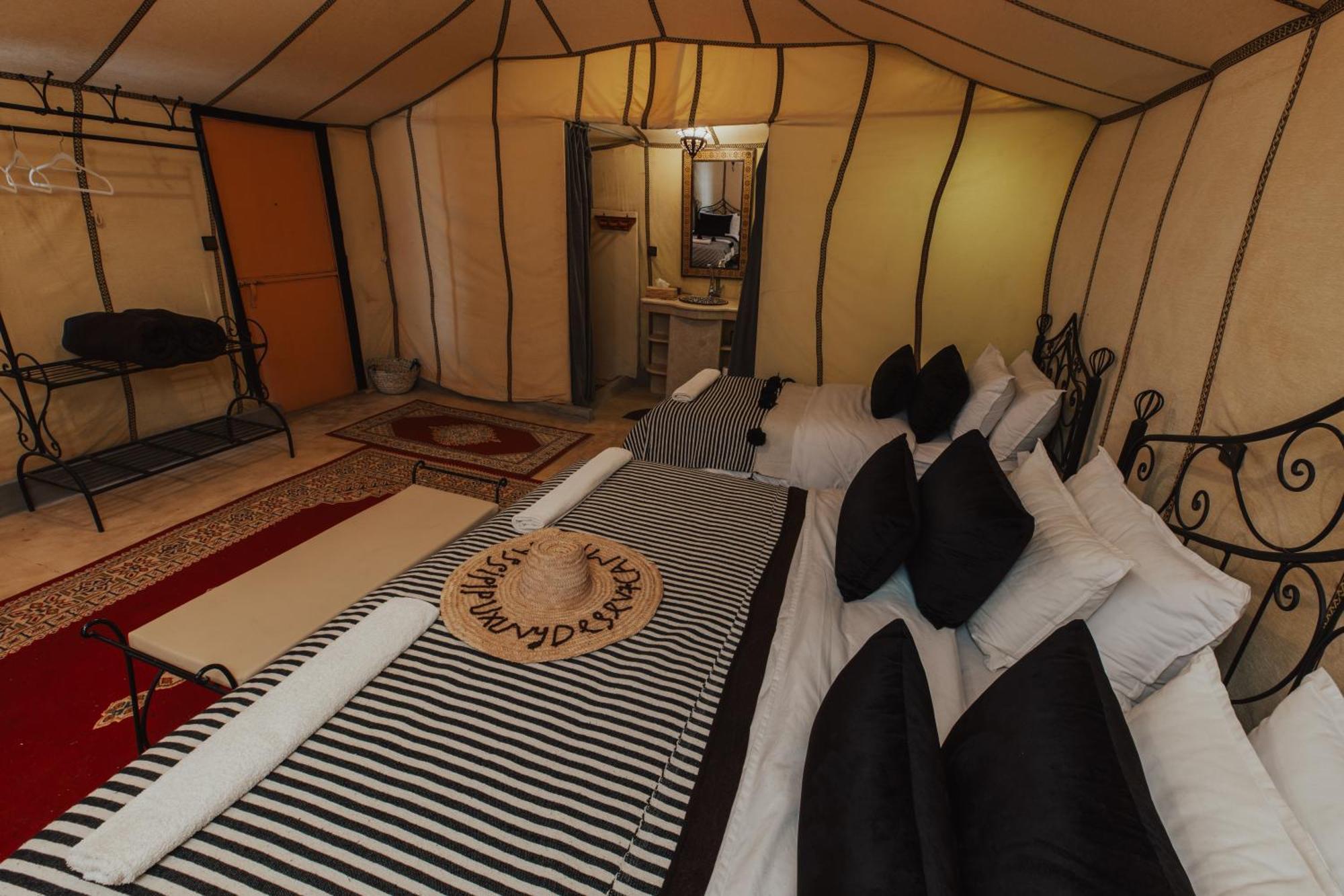 Glamping Milenario Merzouga Exterior foto