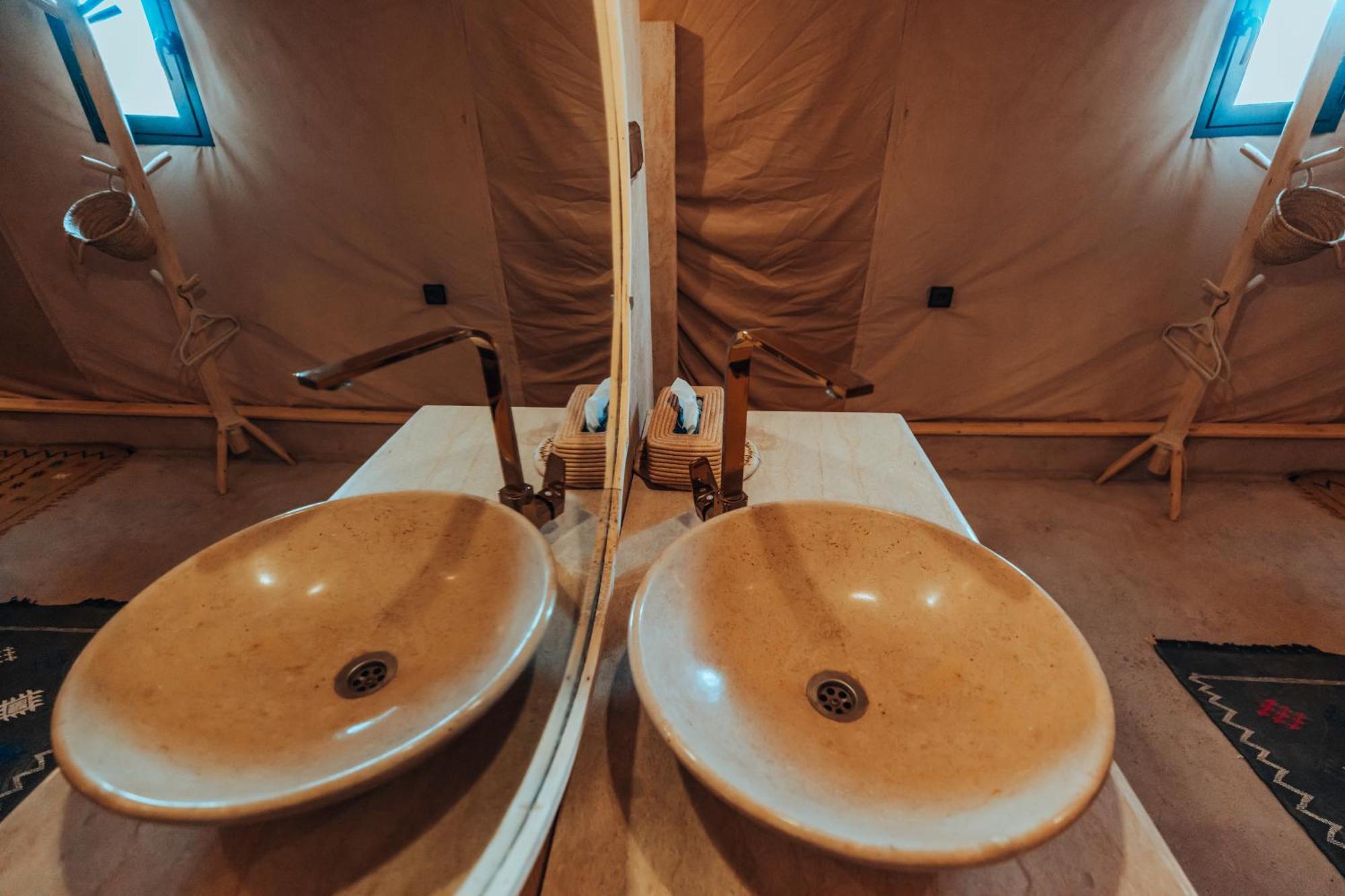 Glamping Milenario Merzouga Exterior foto